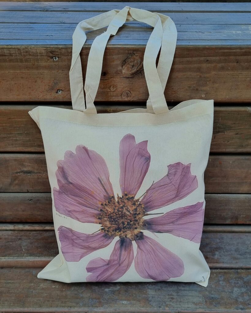 Taller • Bordar tu Totebag Floral - Imagen 4