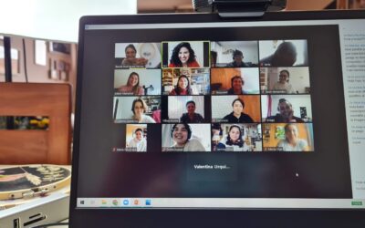 A  TRAVÉS DE LA PANTALLA