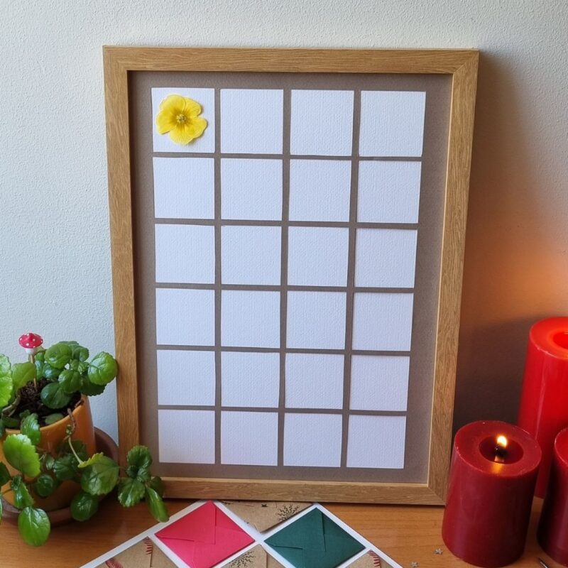 Manualidad • Cuadro de Cuadrados • 40x30 cm - Imagen 2