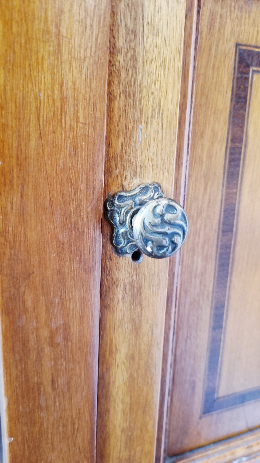 Tocador Antiguo Vintage. Madera, Marmol y Espejo Biselado - Imagen 7