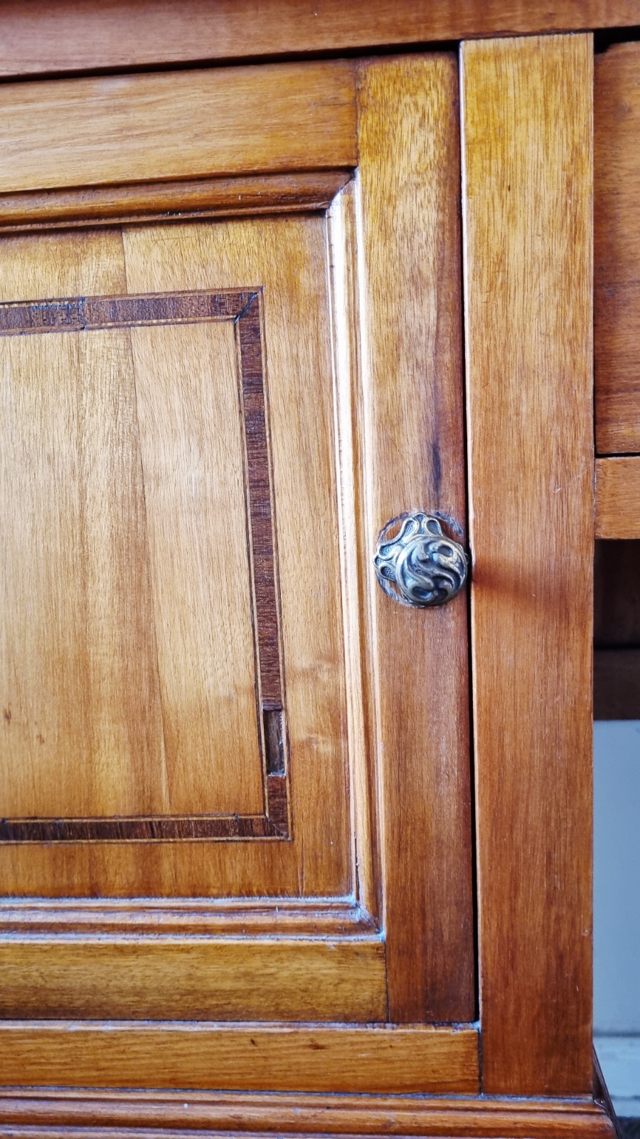 Tocador Antiguo Vintage. Madera, Marmol y Espejo Biselado - Imagen 9